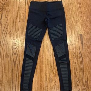 Alo Moto leggings size smal